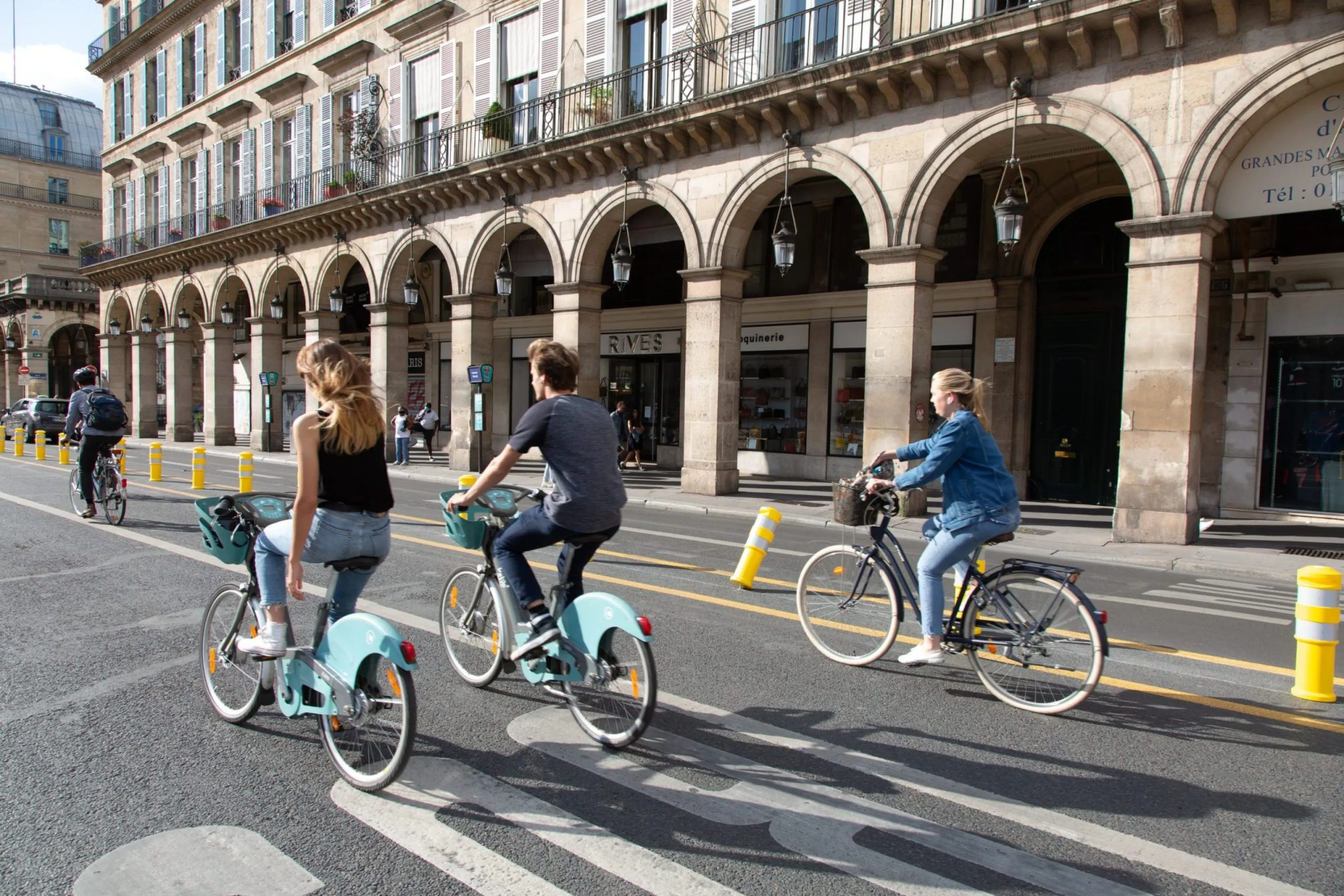Afin de rendre la capitale 100% cyclables, setec assure la maîtrise d’œuvre des aménagements des pistes cyclables de la Ville de Paris de 2021 à 2025