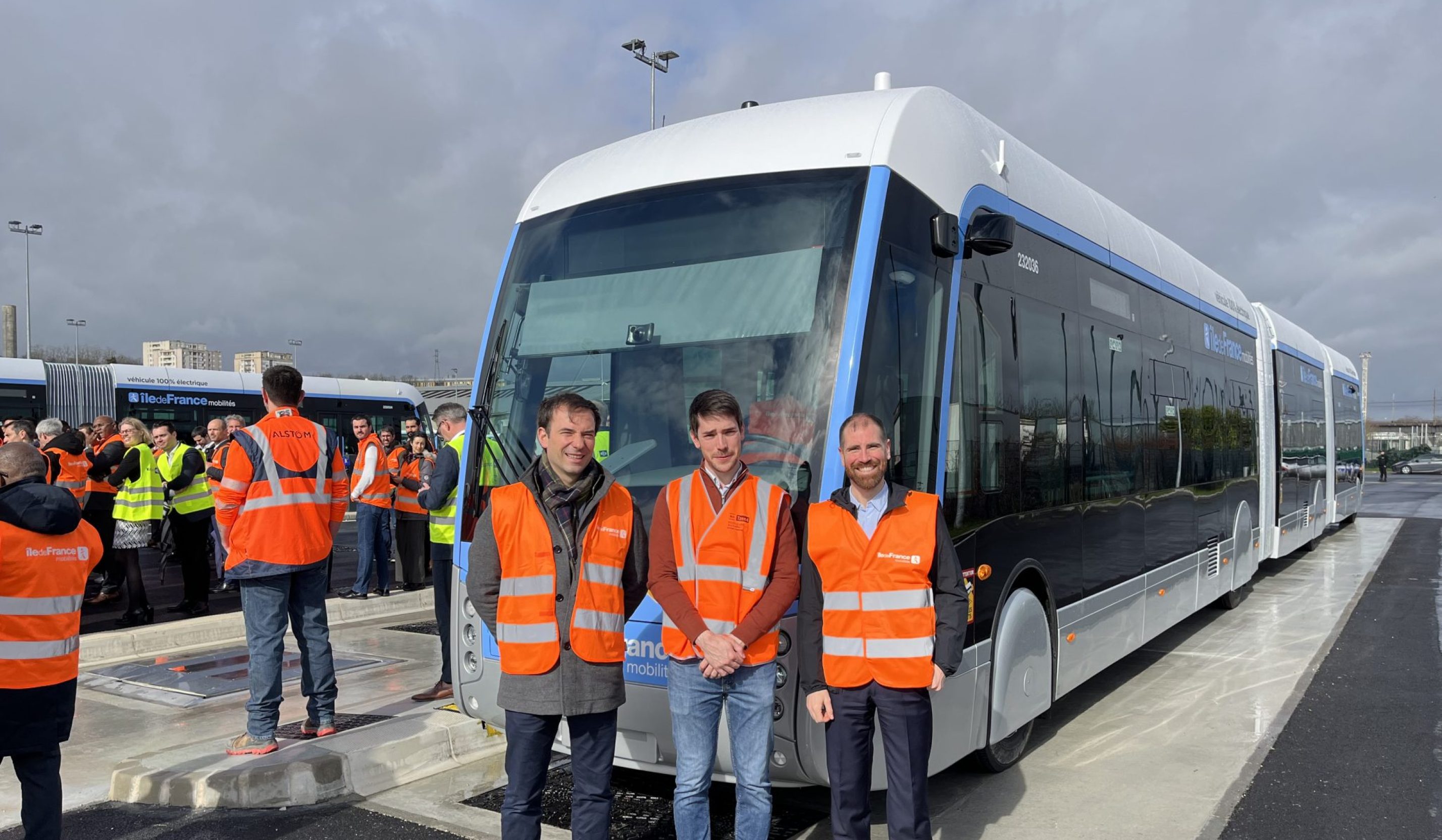 Inauguration du Centre Opérationnel Bus du TZen 4